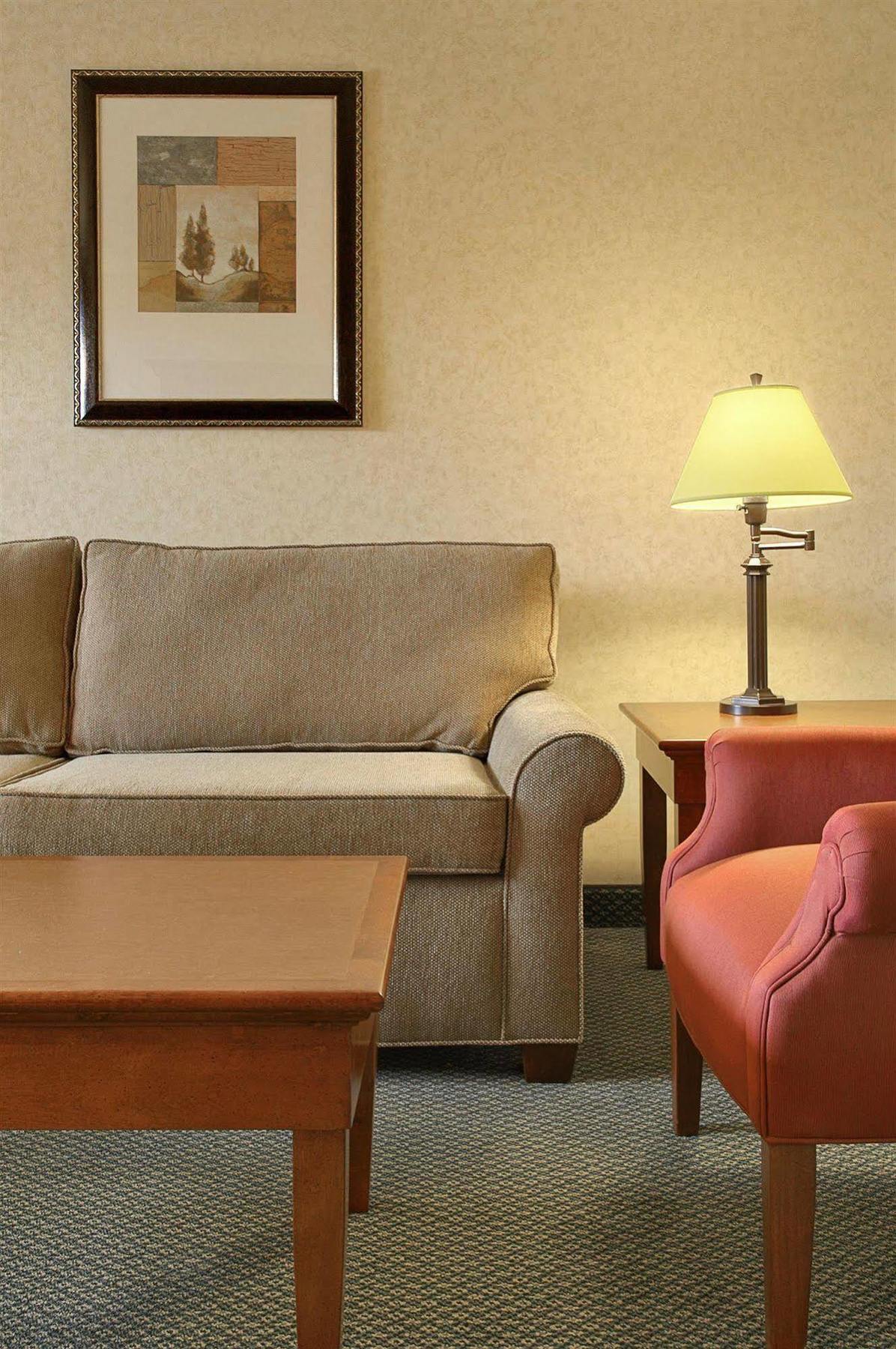 Red Lion Hotel