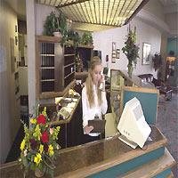 Red Lion Hotel 3*
